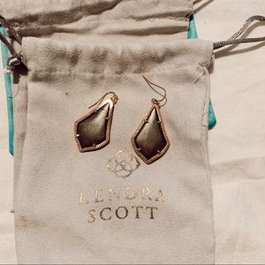 olive kendra scott alex earrings